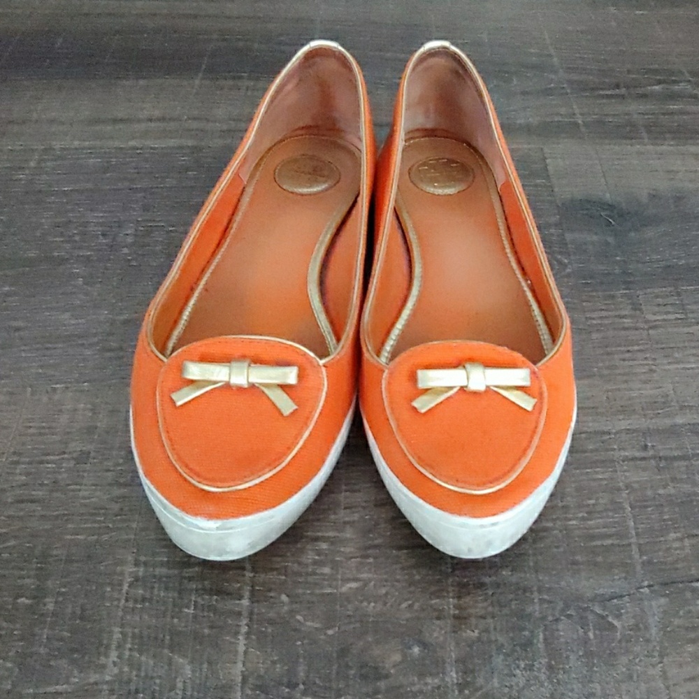 Tory Burch Almond Toe Flats